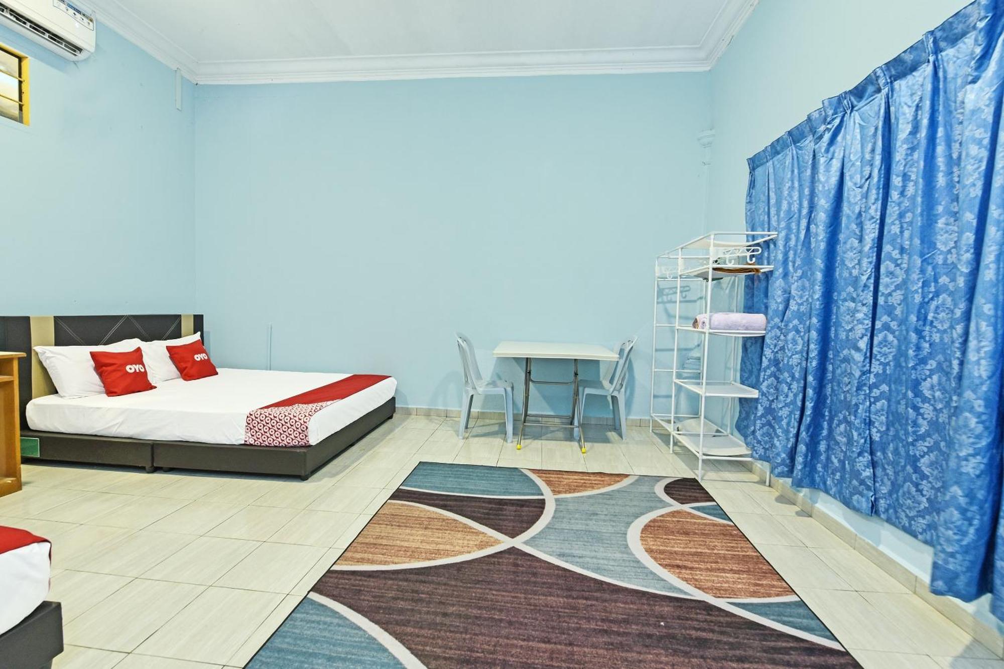 Oyo 90551 Zn Mix Homestay & Roomstay Kampung Raja エクステリア 写真