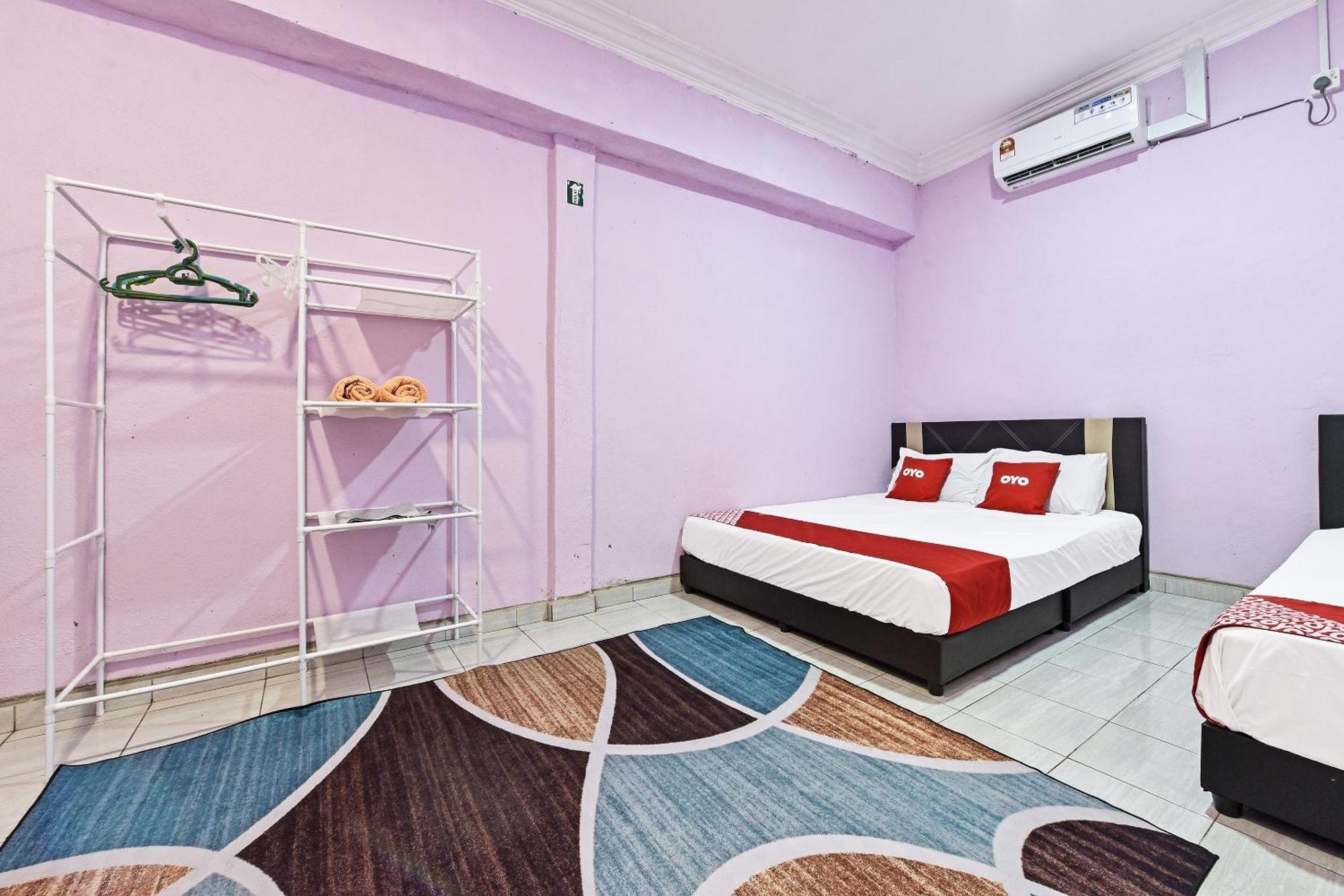 Oyo 90551 Zn Mix Homestay & Roomstay Kampung Raja エクステリア 写真